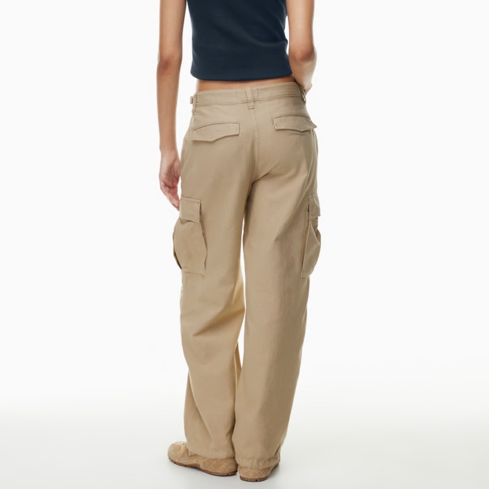 Aritzia Tna Supply Cargo Pant in Beige Size 00 Short - Picture 2 of 11
